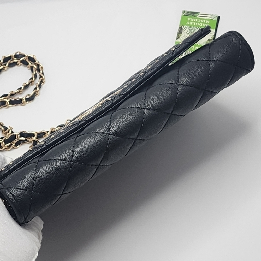 Badgley Mischka Quilted Crossbody Wallet - Picture 9 of 10